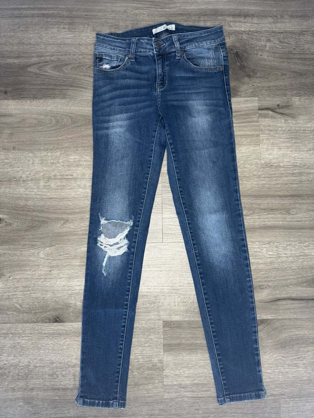 KanCan Skinny Jeans Size 26 Blue Distressed Ankle Denim